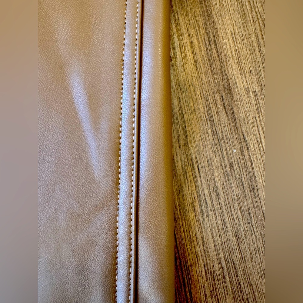Abercrombie & Fitch Tan Faux Leather Pants - Picture 4 of 10
